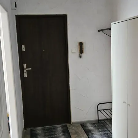 Mieszkanie Na Wynajem Blisko Plazy Apartment
